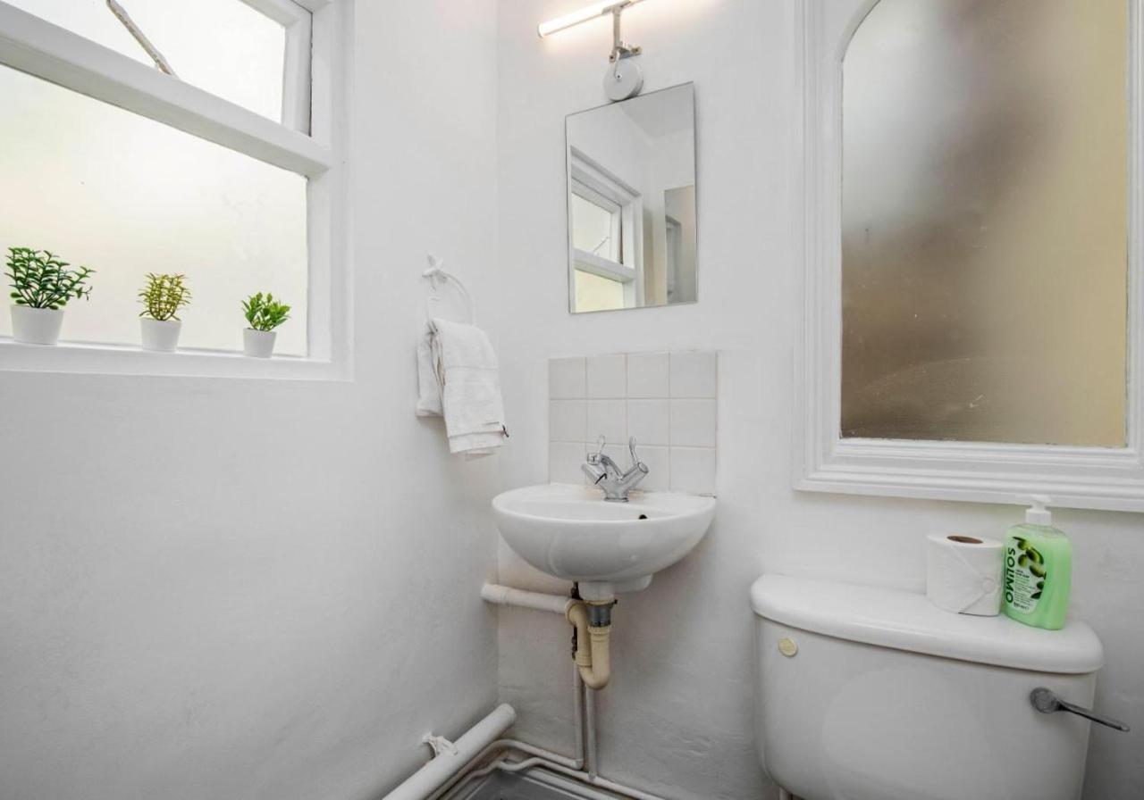 Villa The Townhouse By My Getaways Free Parking Hove Esterno foto